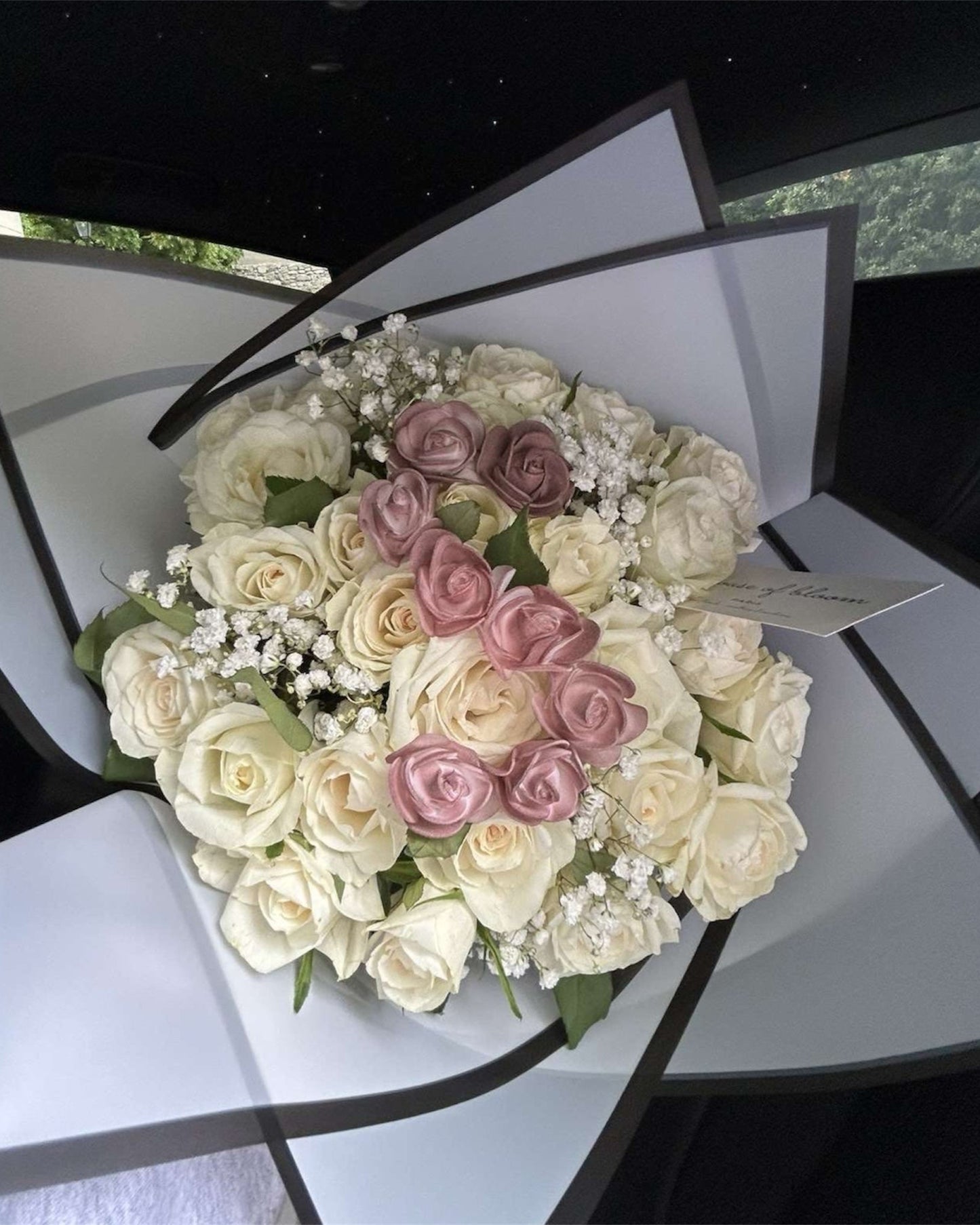 Bouquet White